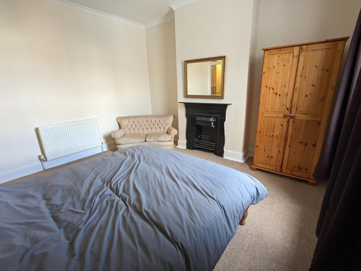 5 Bed Terraced Family Home Bristol + Parking Extérieur photo