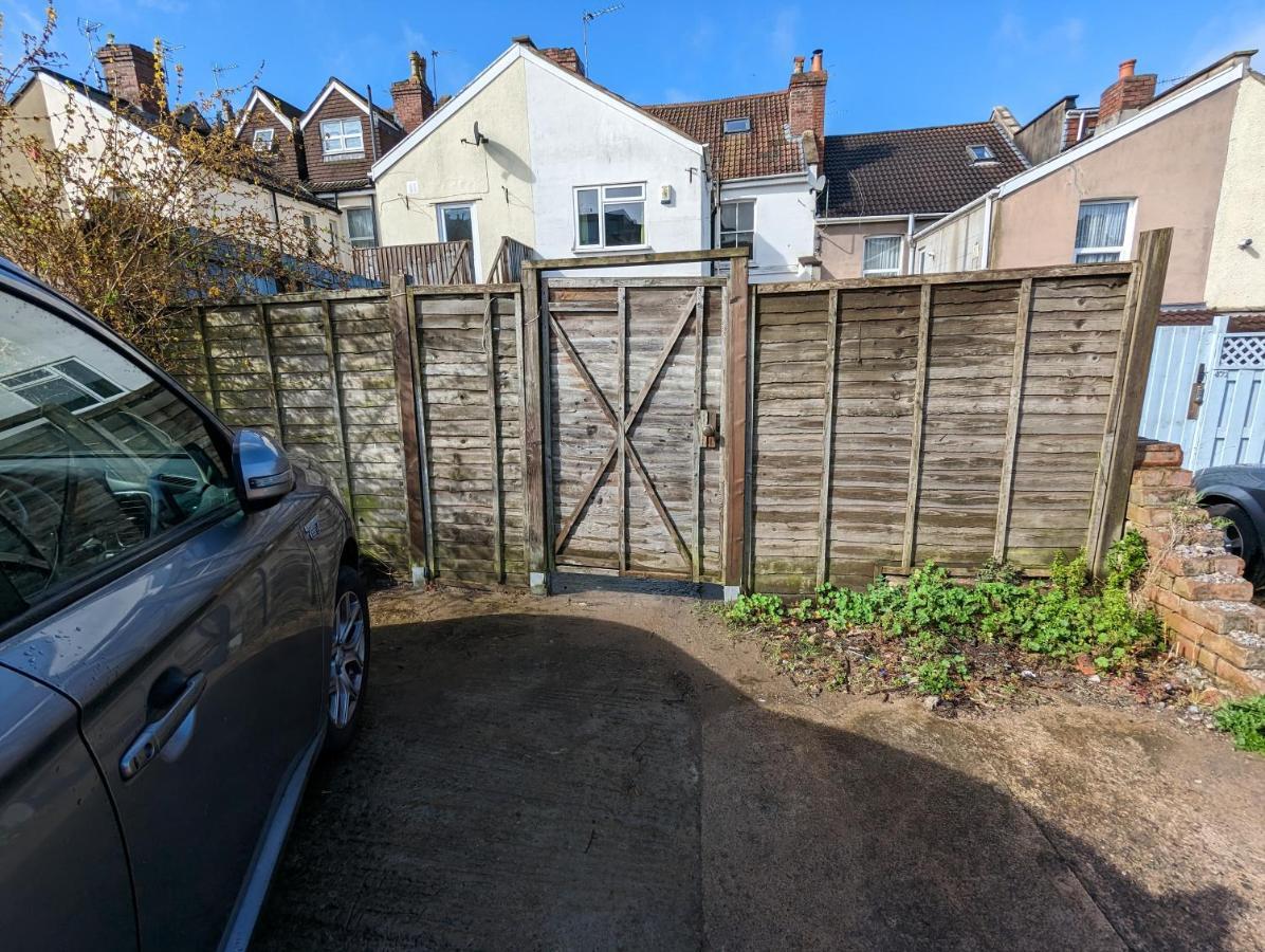 5 Bed Terraced Family Home Bristol + Parking Extérieur photo