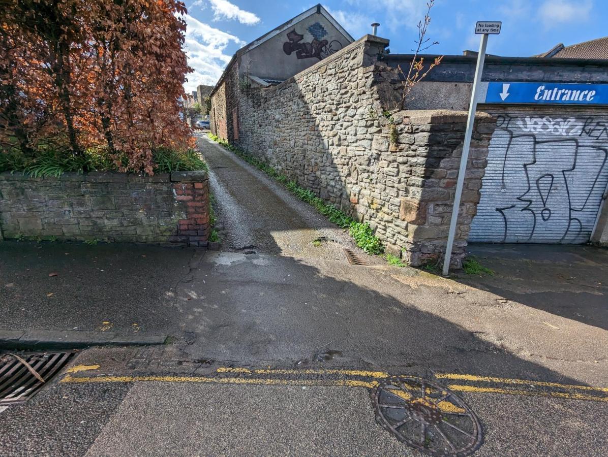 5 Bed Terraced Family Home Bristol + Parking Extérieur photo