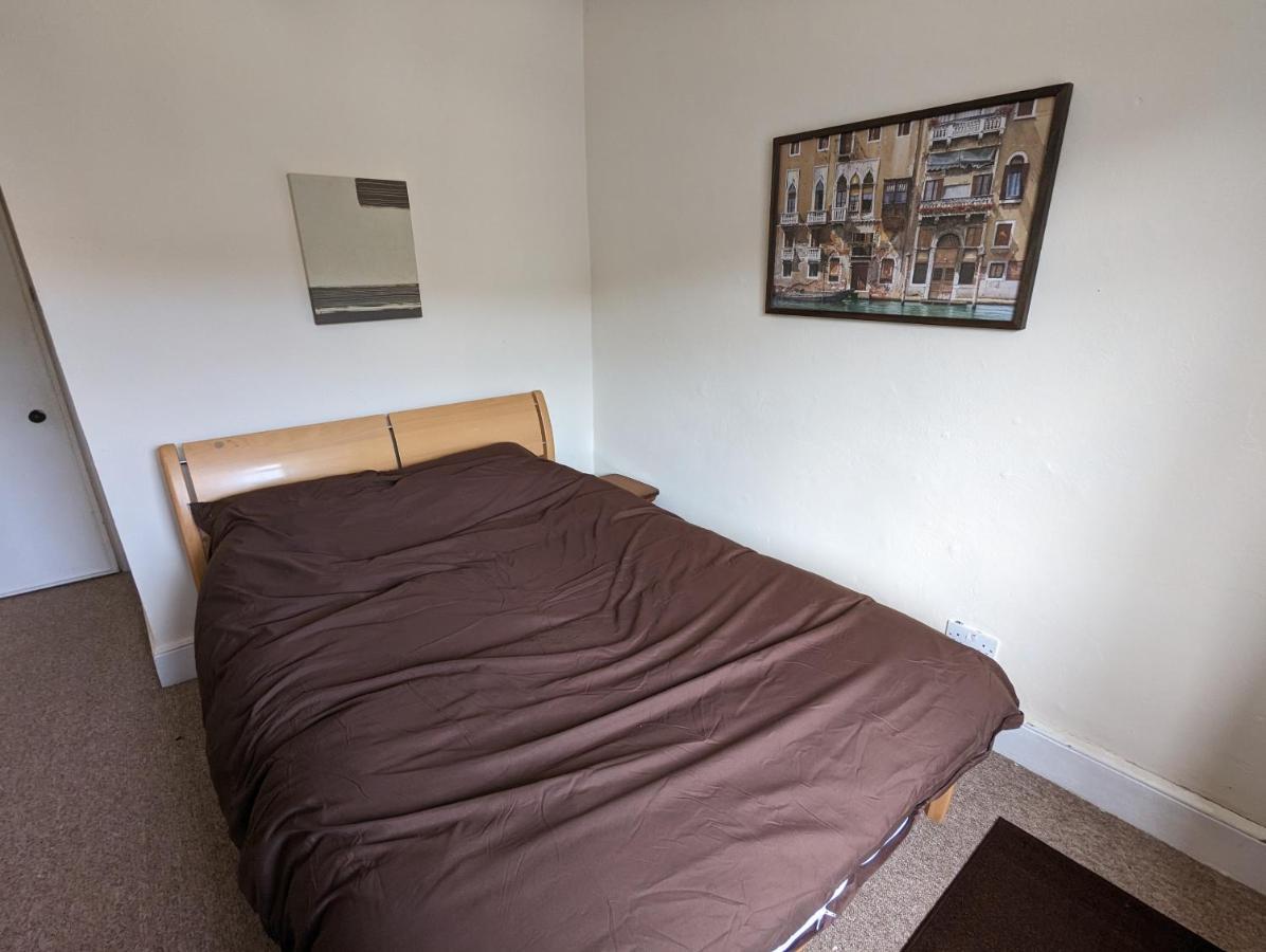 5 Bed Terraced Family Home Bristol + Parking Extérieur photo
